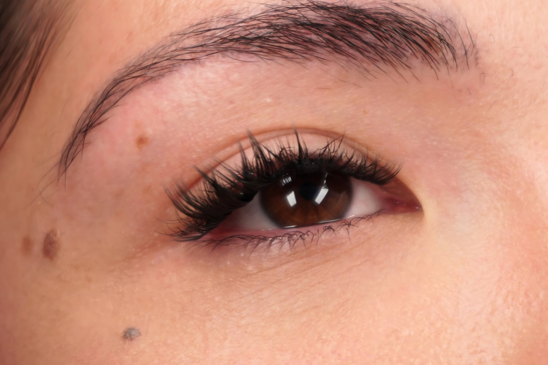 Mega Volume - Press on Lash Extensions